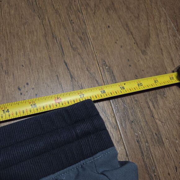 Under Armour Shorts Mens XL Grey Elite Sportstyle Cargo Performance - Picture 4 of 5